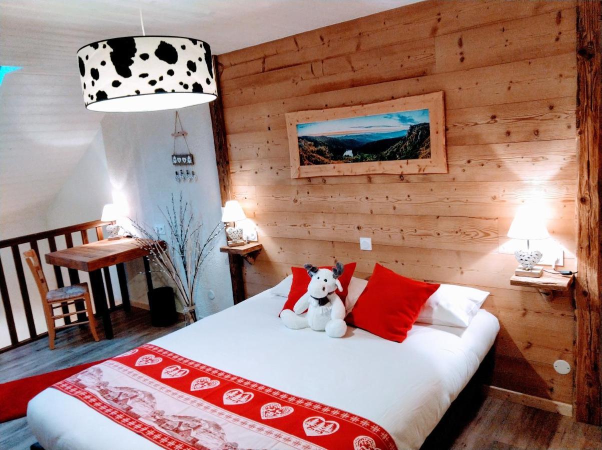 Logis Hotel Le Vetine Ле-Вальтен Екстер'єр фото